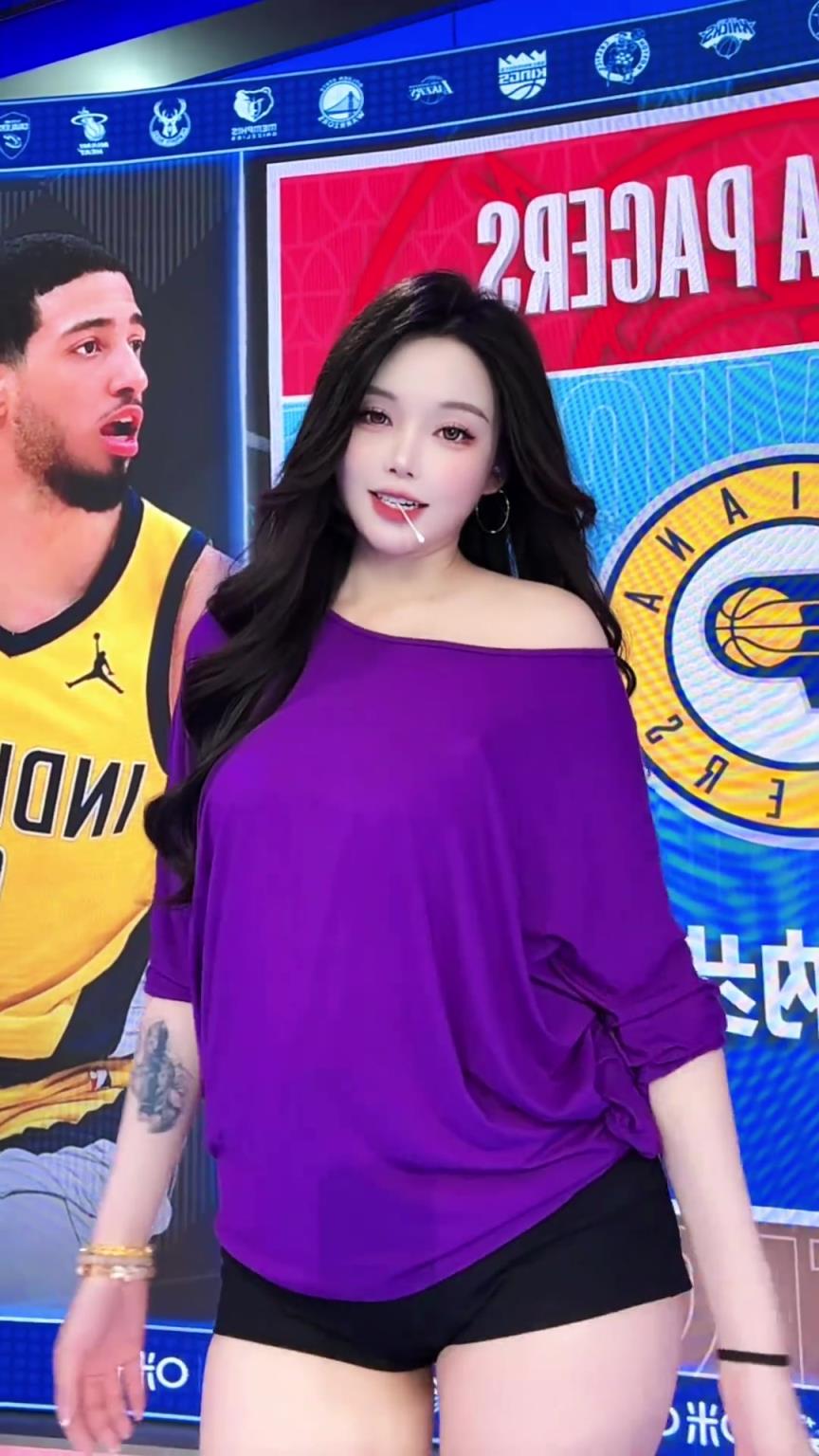 美女主播小太陽：年輕的將軍意氣風(fēng)發(fā)！ 哈利伯頓強(qiáng)的可怕