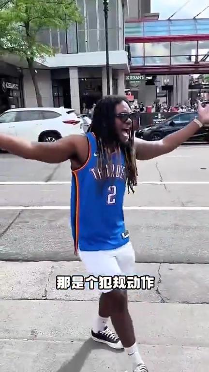 數(shù)據(jù)很炸+帶隊(duì)總決賽！但亞歷山大似乎非常不受美國球迷待見啊
